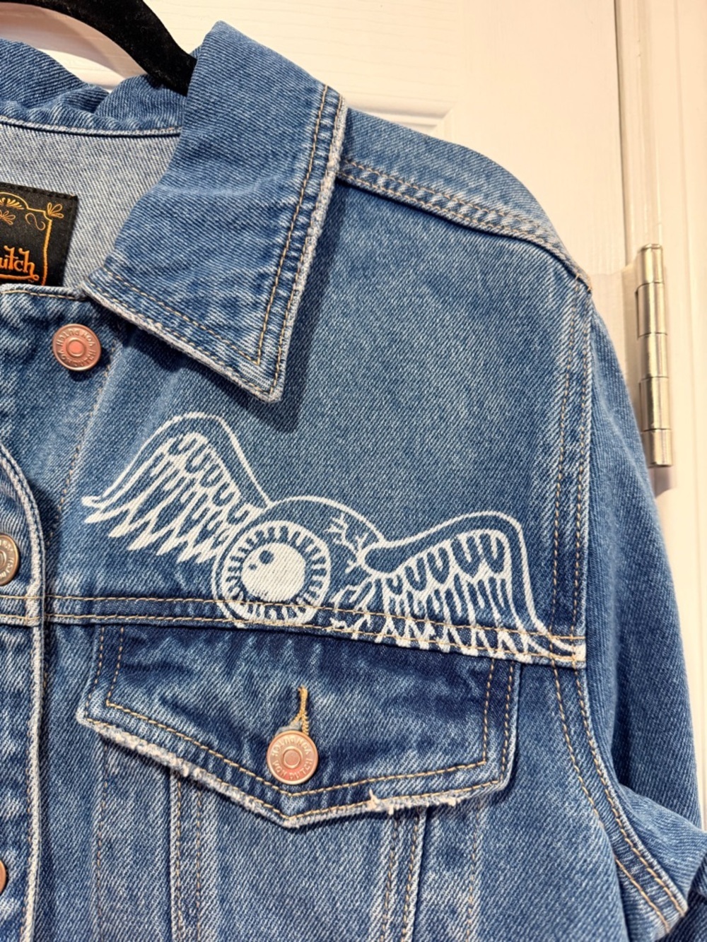 NWT Von Dutch Size L Trucker Y2K Logo Graphic Embroidered Patch Jean Jacket - Picture 4 of 15